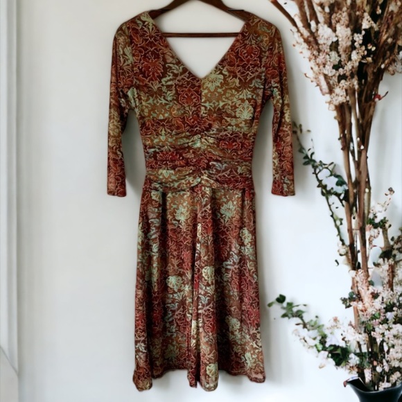 MAGGY Boutique Floral Long Sleeve Ruched Body-Con Dress Size 6 - Picture 4 of 8